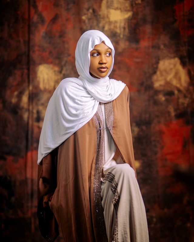 Young Nigerian woman in traditional dress